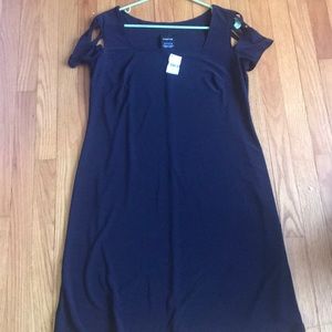 Dress NWT Cartise